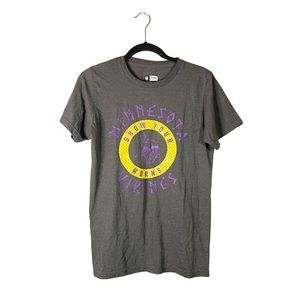 NFL Team Apparel Minnesota Vikings Short Sleeve Casual Fitted T Shirt Size Small